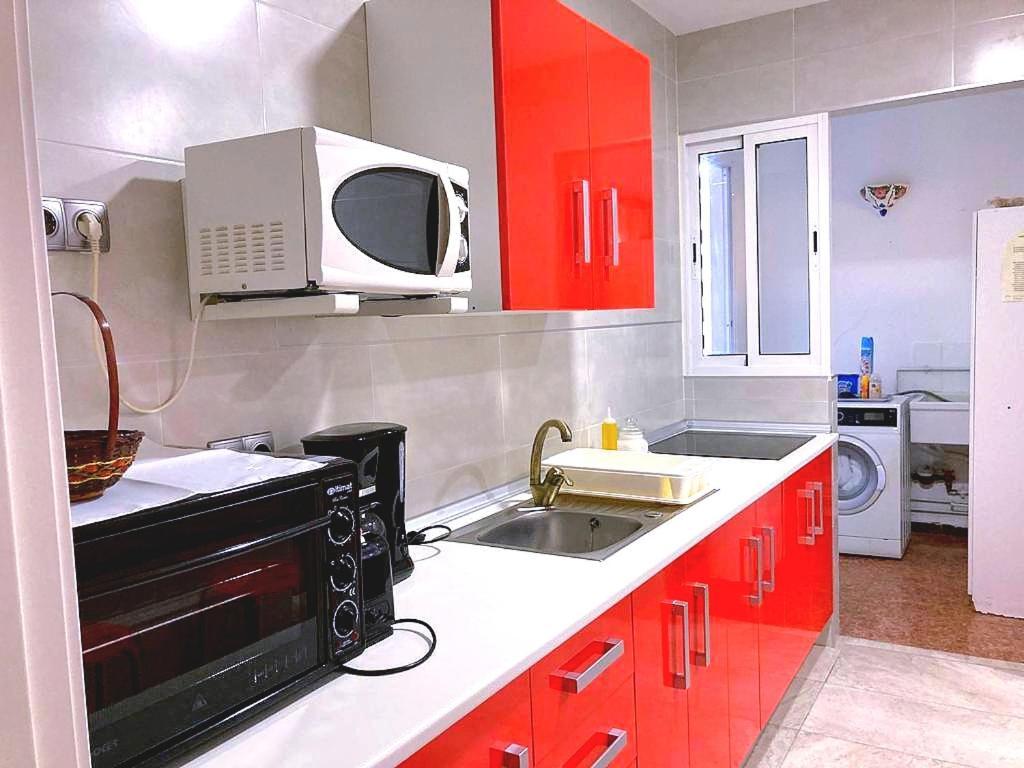 Practico Apartamento A 5 Min Andando De Gibraltar Y El Centro, Frente Al Mar La Línea de la Concepción Екстериор снимка