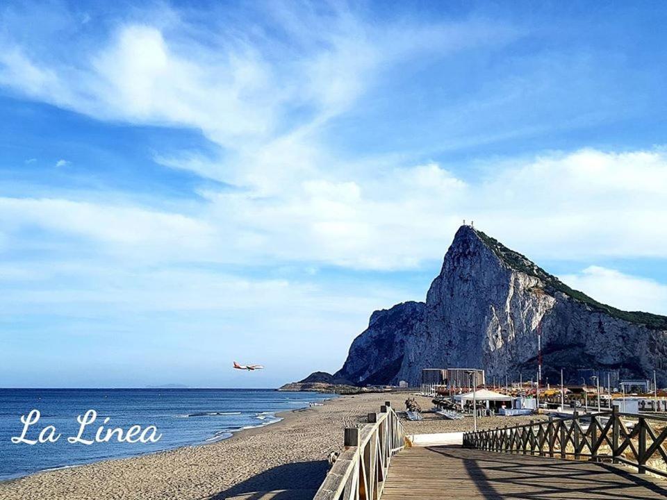 Practico Apartamento A 5 Min Andando De Gibraltar Y El Centro, Frente Al Mar La Línea de la Concepción Екстериор снимка